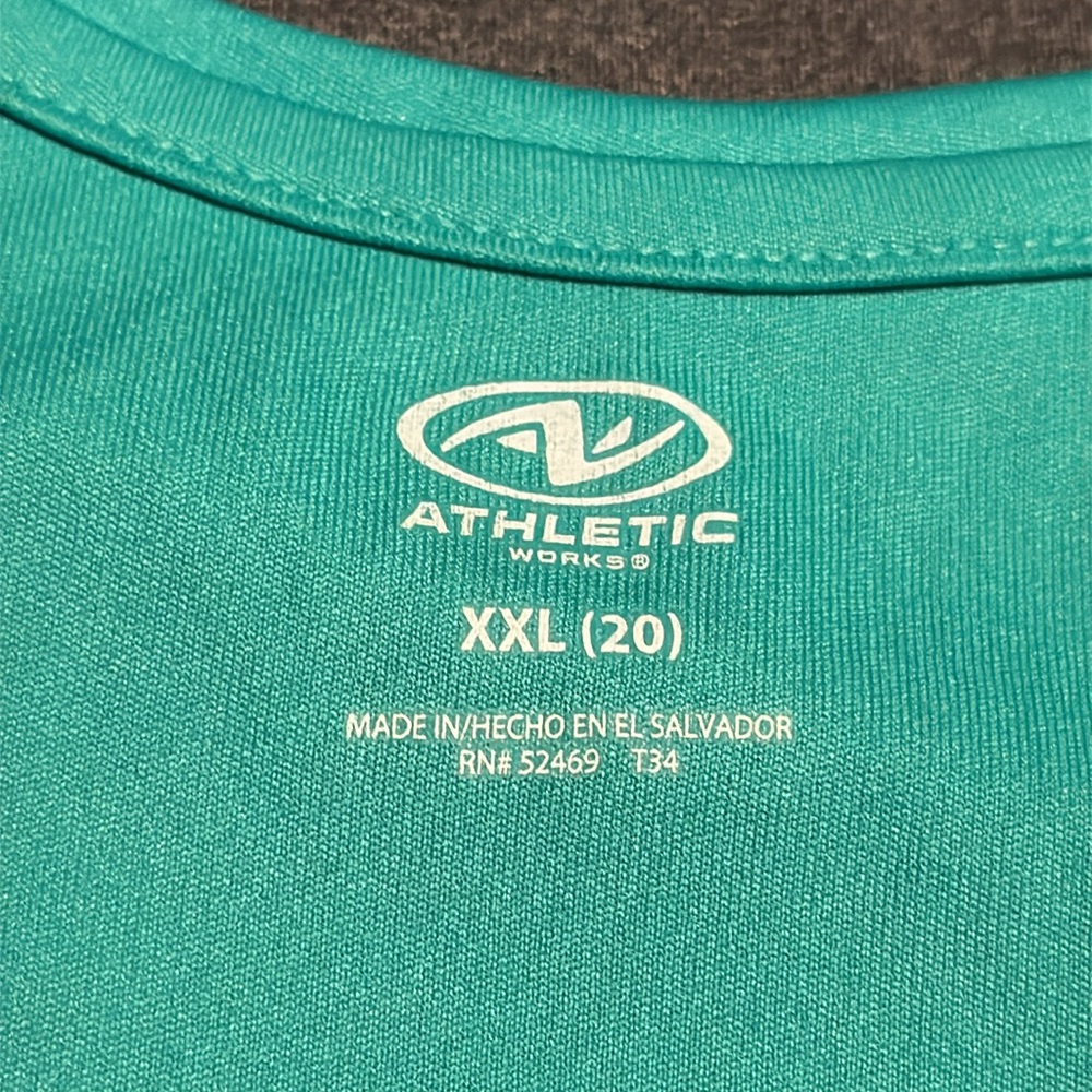 Set of 3 active racerback style tank tops (XXL) - EUC! - Picture 4 of 10